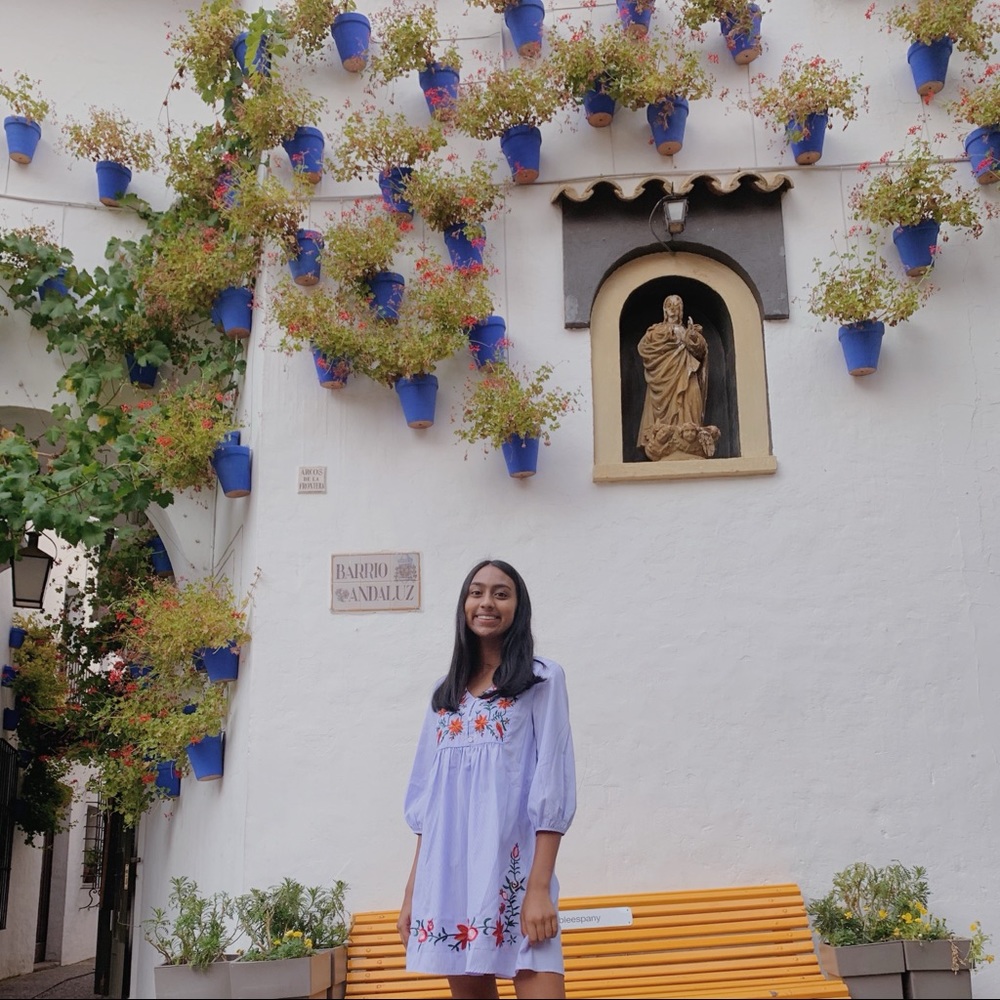 Meet your Posher, Sneha